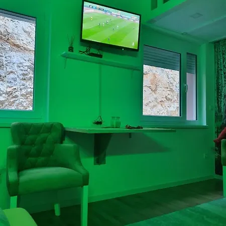 Oasis Apartment